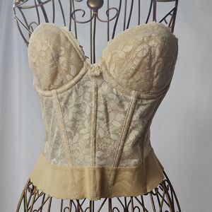 Vintage Lace Corset Bra In Cream Color Size 36 A Coquette